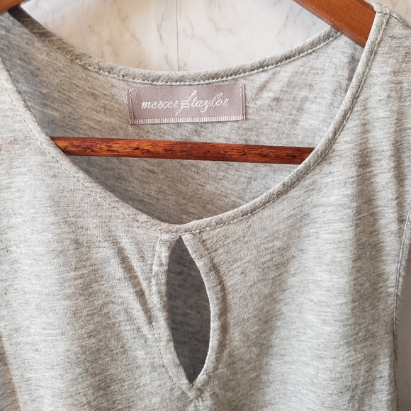 Mercer and Taylor Keyhole Tank in Gray - Picture 4 of 7